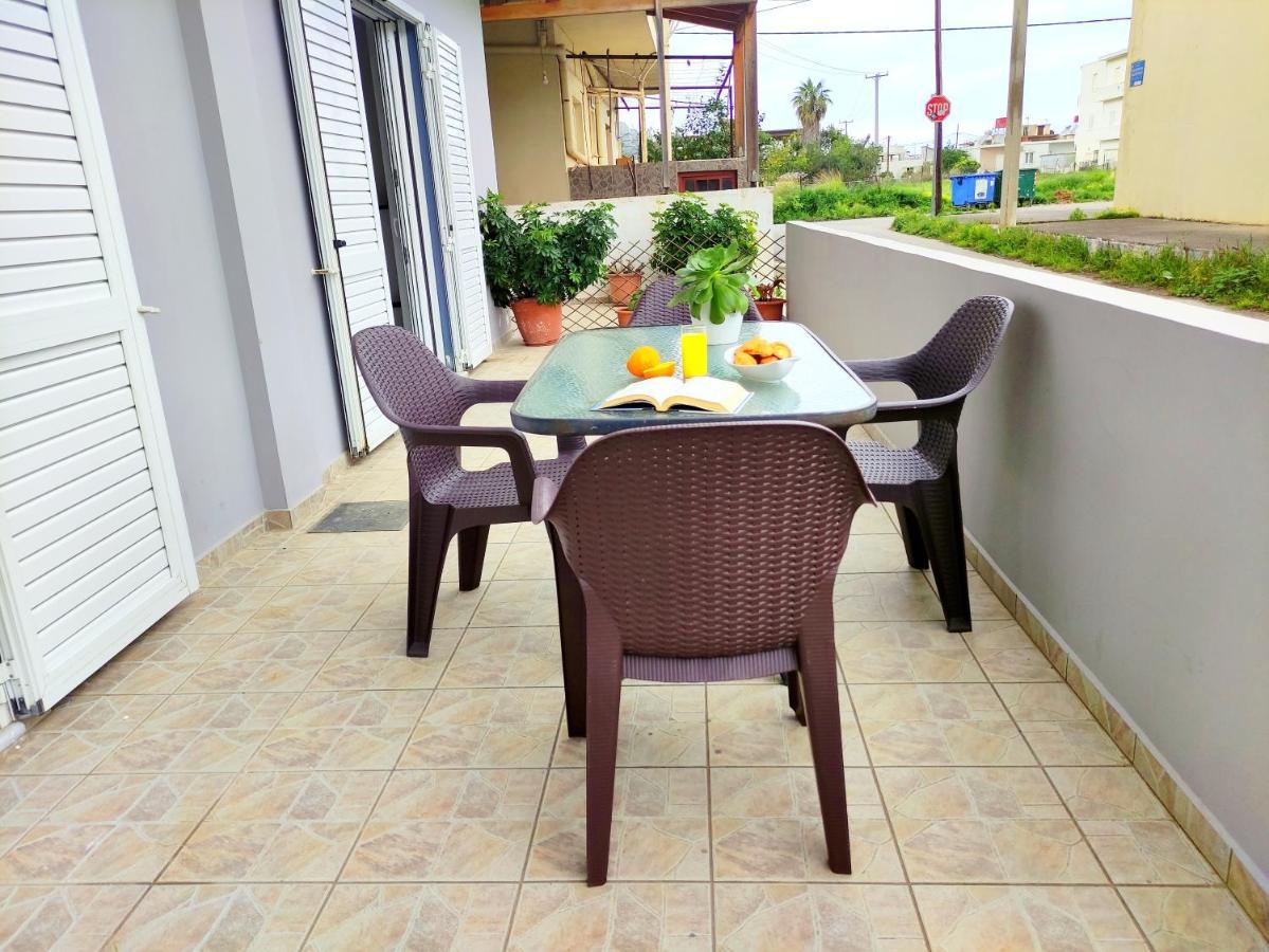 Gabriil City Apartment Ханья Экстерьер фото