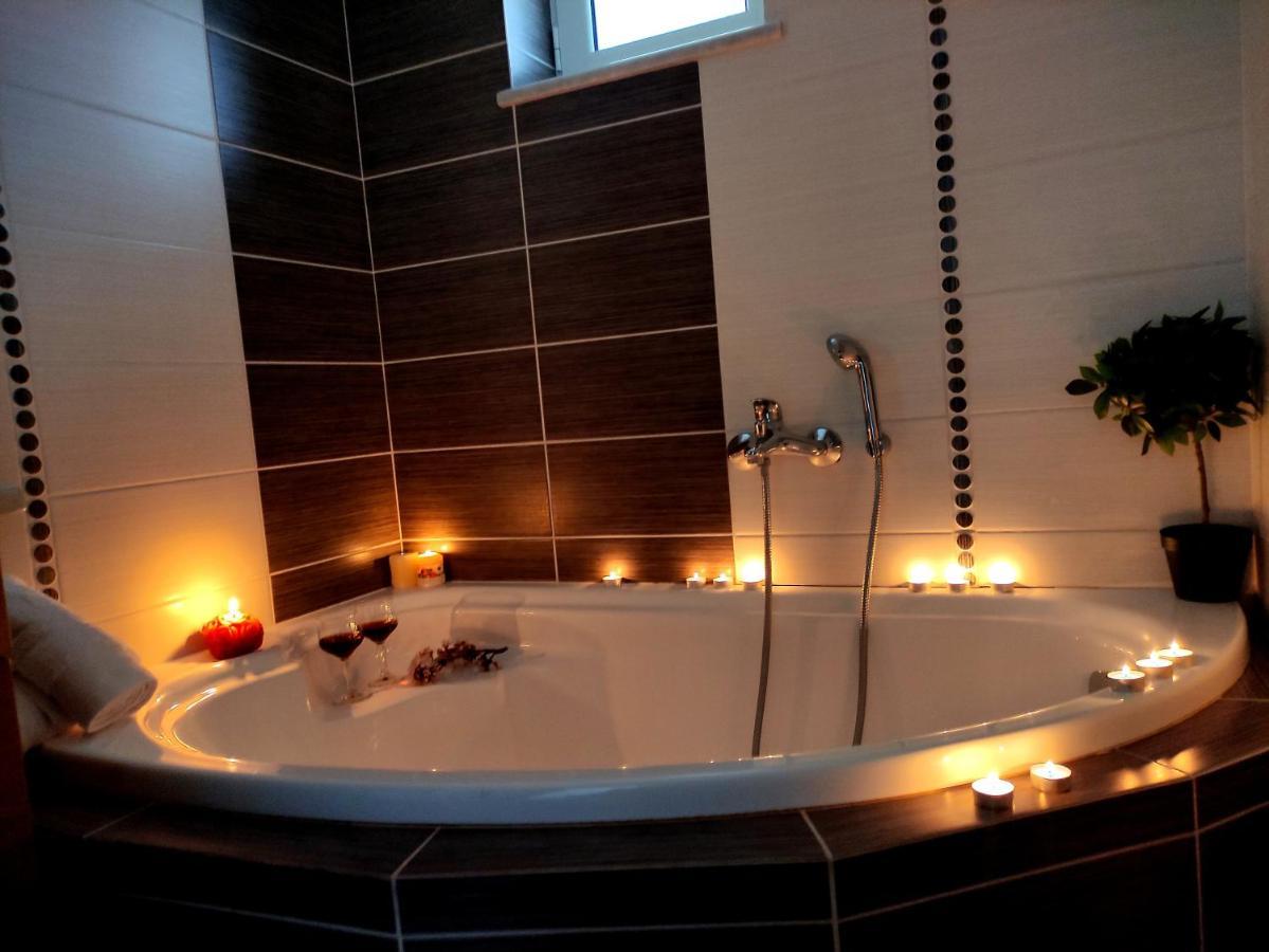 Gabriil City Apartment Ханья Экстерьер фото